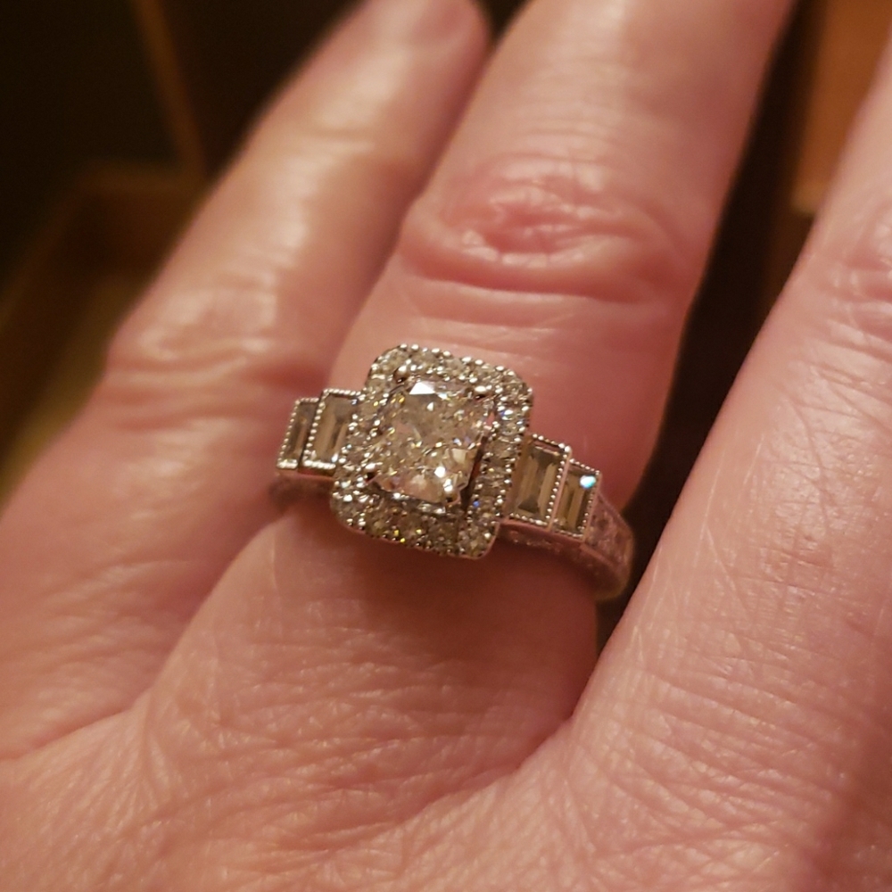 NEW NEIL LANE Radiant cut 2.18 ctw Diamond ring